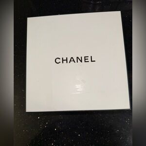 Authentic Chanel Empty Gift Box Only – No Item Included